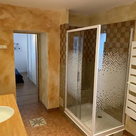 La Maison Du Bonheur Bed & Breakfast