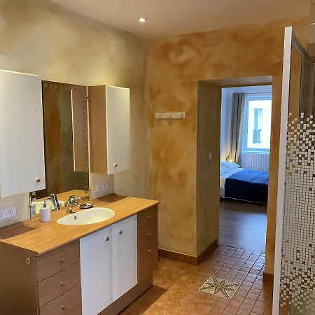 La Maison Du Bonheur Bed & Breakfast Ausson