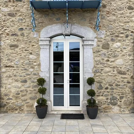 La Maison Du Bonheur Bed & Breakfast 3*